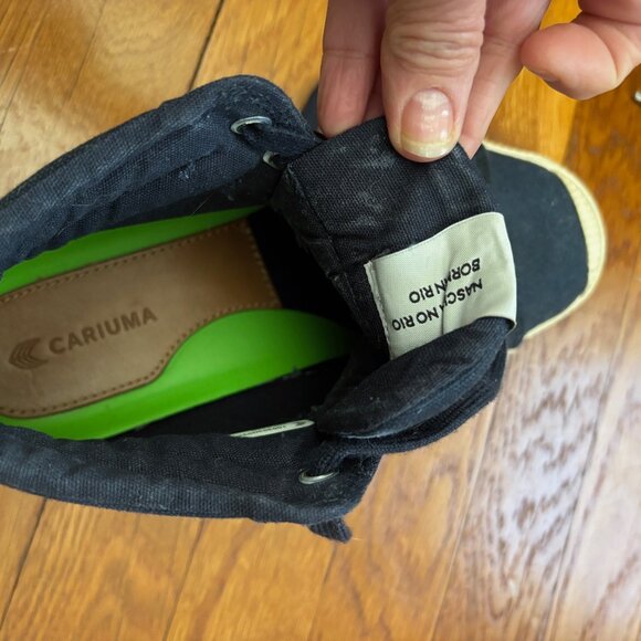 Cariuma Navy High Tops - Picture 4 of 5